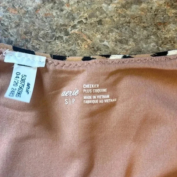Aerie swim bottoms. cheekier - Picture 3 of 3